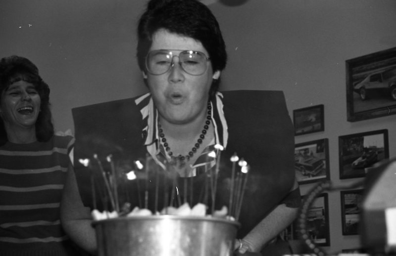 1987 Birthday Party for Suz End 01