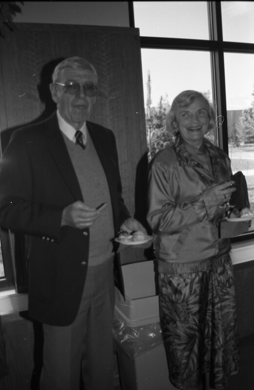 1990 Loso Hall Dedication, Reception 33