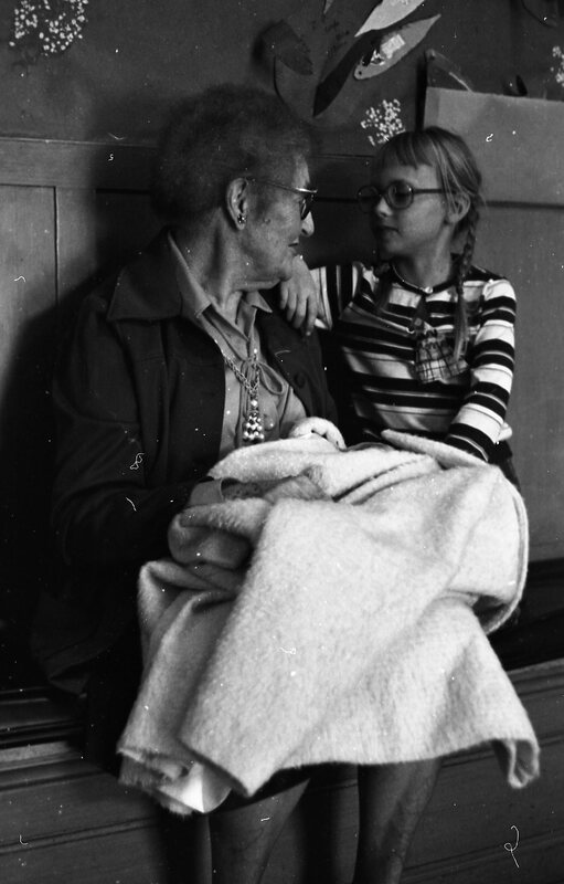 1982 Ackerman Elementary Grandparents 06