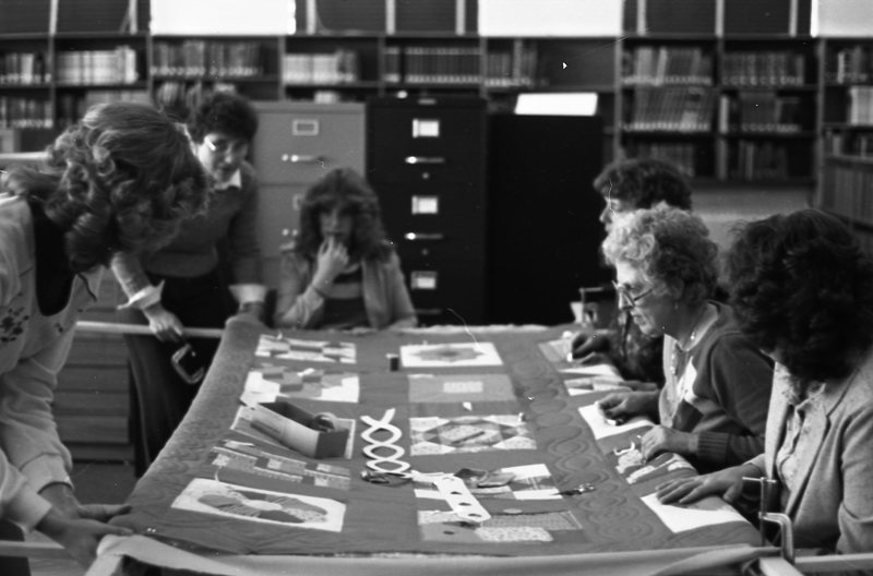 1981 Pierce Library, Fund Raising Quilt 01