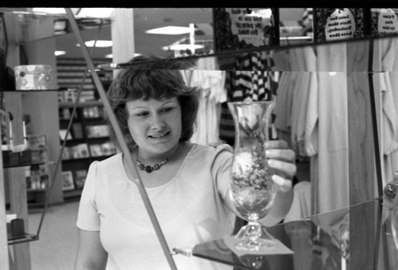 1976 Hoke Hall Bookstore 02