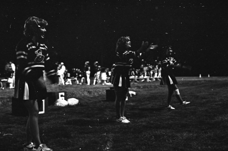 1980 Cheerleaders 02