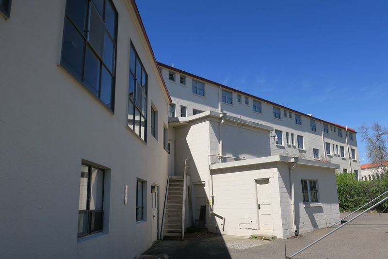 Dorian and Hunt Hall 148