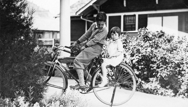 Reuter Group-YY, Bicycle