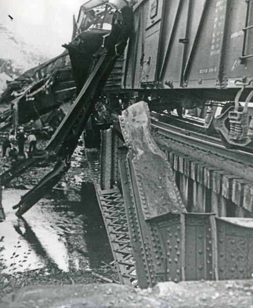 Train Wreck, Bridge 1