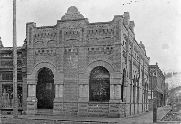 La Grande Bank, F&amp;T National