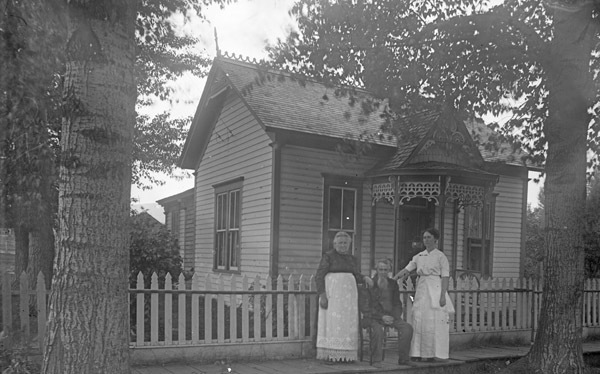 Elgin Home 4