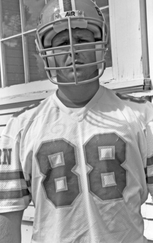 1988 Football Player, Tim Standley 02