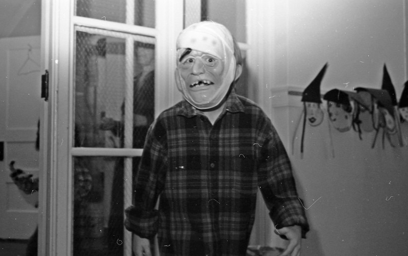 1984 Ackerman Elementary School, Halloween 03