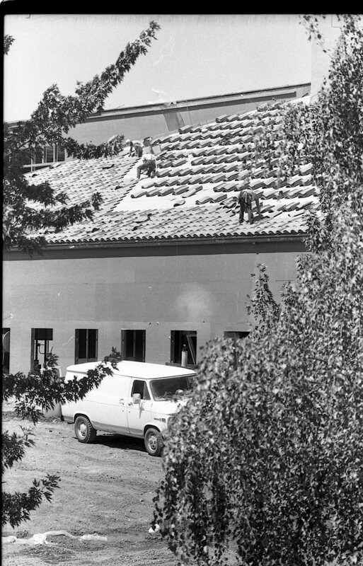 1989 Loso Hall Construction, Roof 23