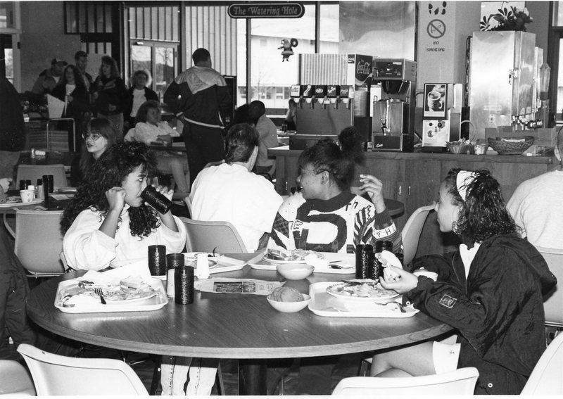 1989 Hoke Hall Cafeteria 01