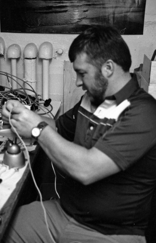 1985 Employee, Man C 01