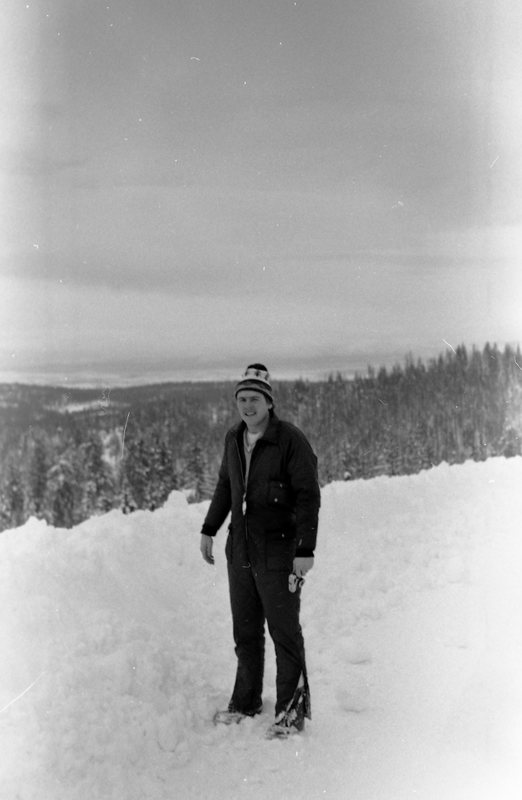 1981 Outdoor Program, Hiker 04