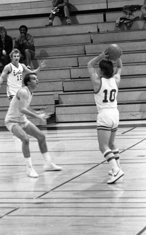 1983 Men's Basketball, EOSC vs. Idaho State, Action 12