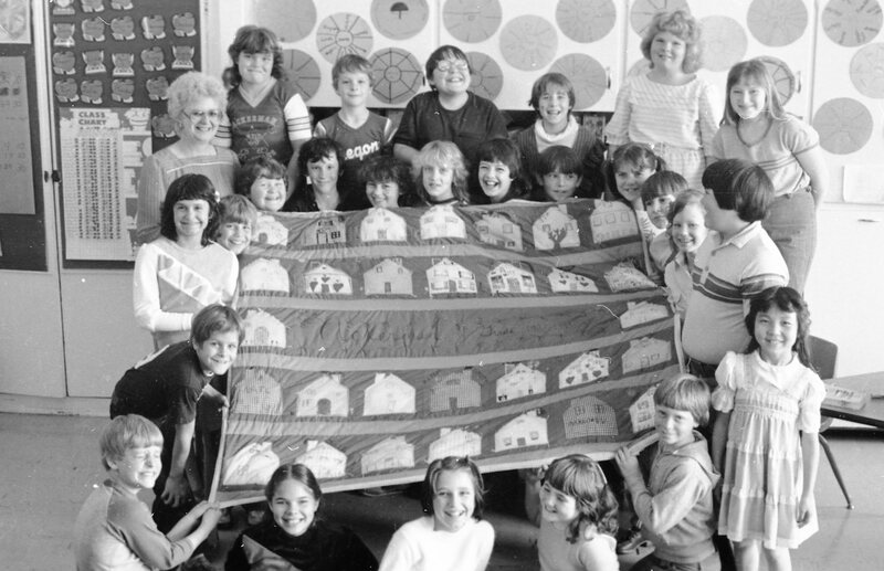 1983 Ackerman Elementary School, Quilt 04