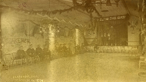 La Grande, Brakemen's Ball