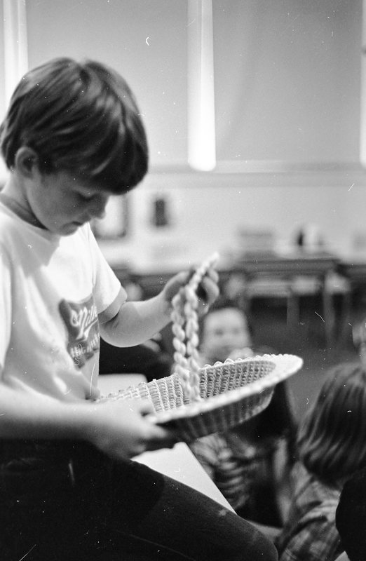 1981 Ackerman Elementary Classroom, Micronesian Program 08