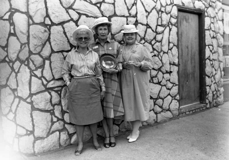 1985 Soroptimist Award 03