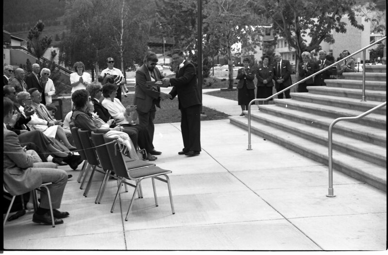 1990 Loso Hall Dedication 03