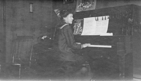 Reuter, Girl 2