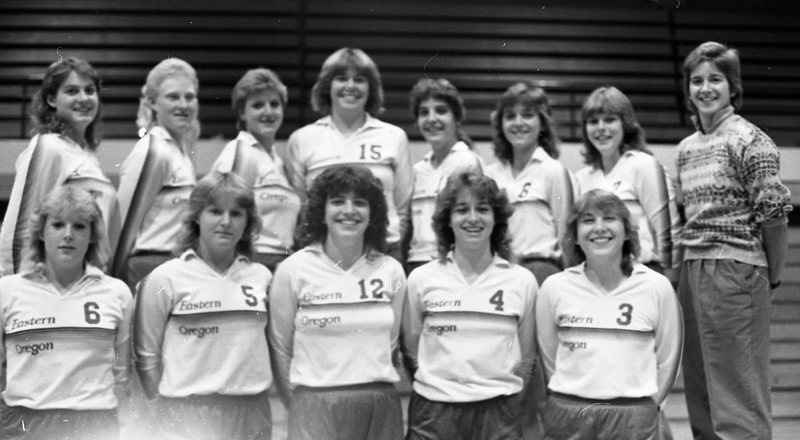 1984 Volleyball Team 01