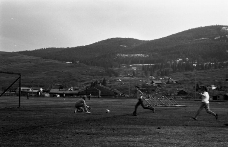 1976 Soccer Game 03
