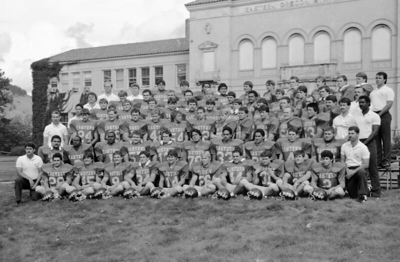 1986 Football Team 02