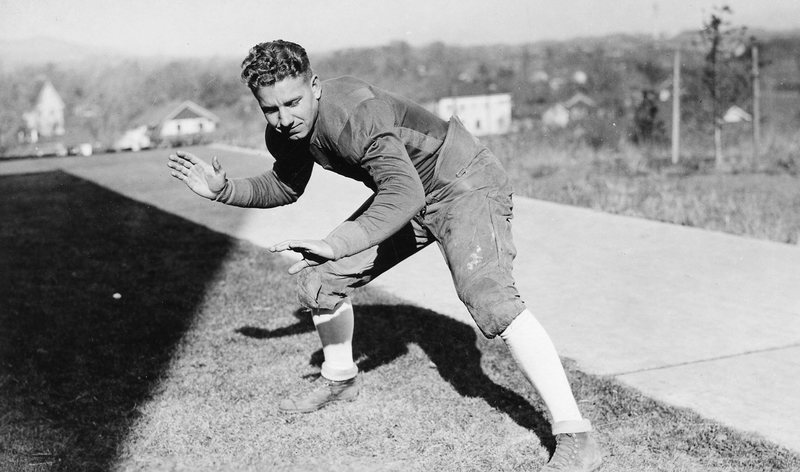 30's Football Player 22