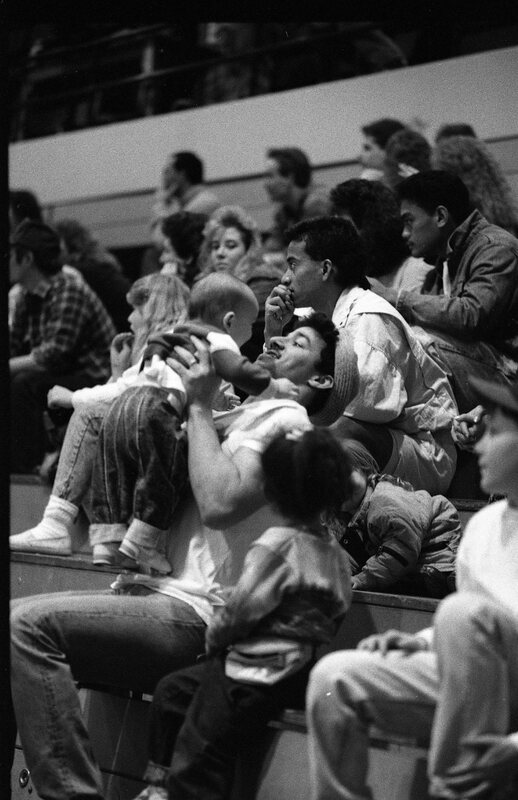 1991 Men's Basketball Fans, Oregon Tech at EOSC 02