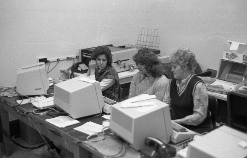 1983 Students, Testing Results Room 01