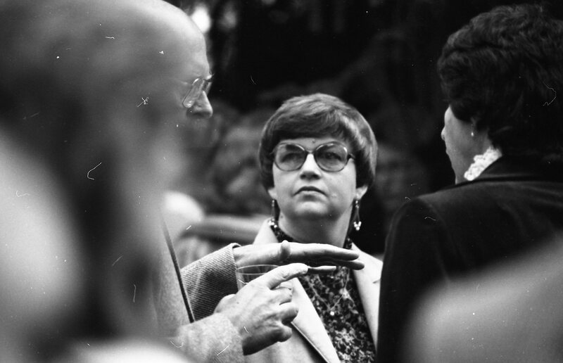 1985 Faculty Party at President Gilbert's House 09