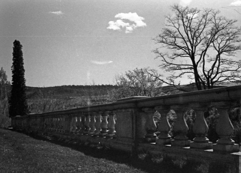 1977 Campus Railing