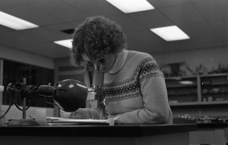 1977 Classroom, Biology Lab 03