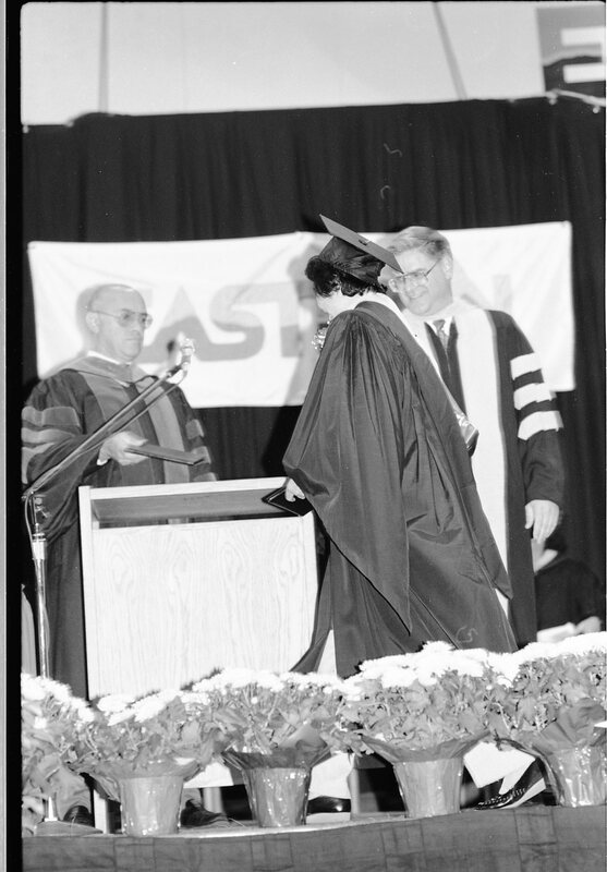 1991 Graduation 02