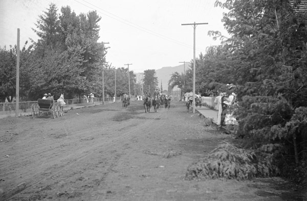 Cove, Street Scene 4