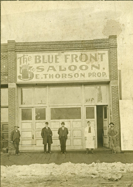 La Grande, Blue Front Saloon