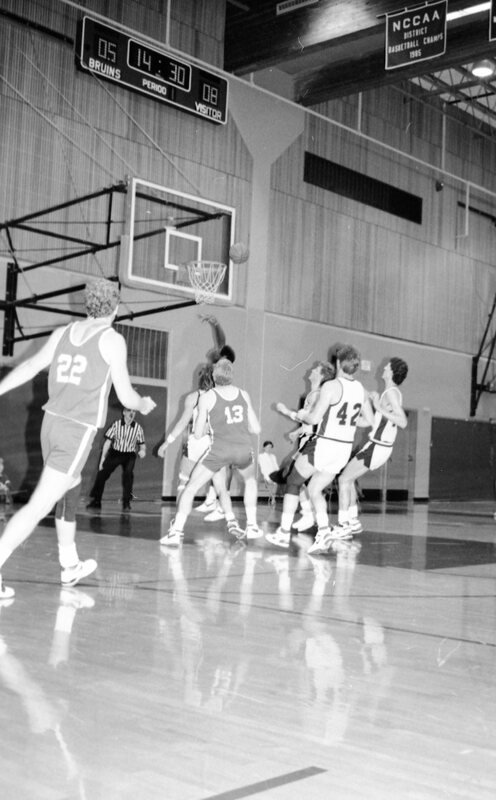 1988 Basketball Action, EOSC at GFU 06
