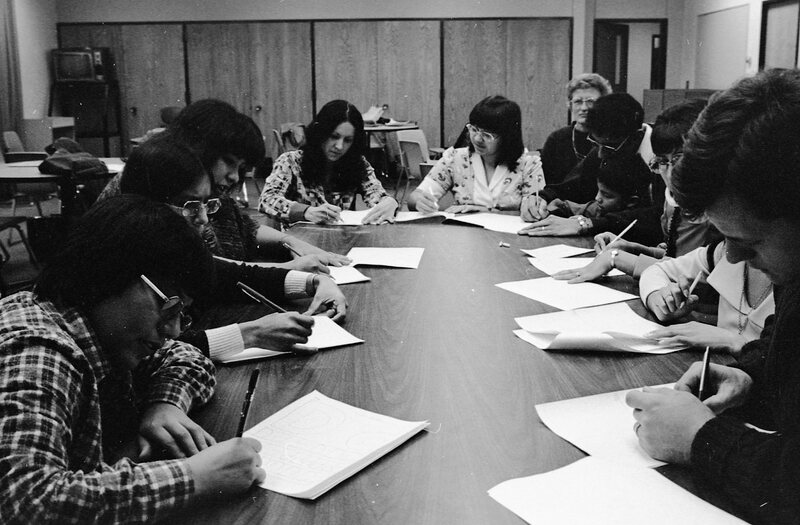 1975 Languages, Bilingual Studies 19