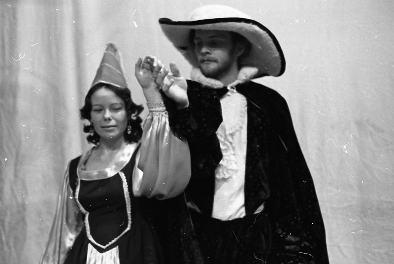 1980 Renaissance Couples 05