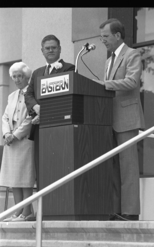 1990 Loso Hall Dedication 17