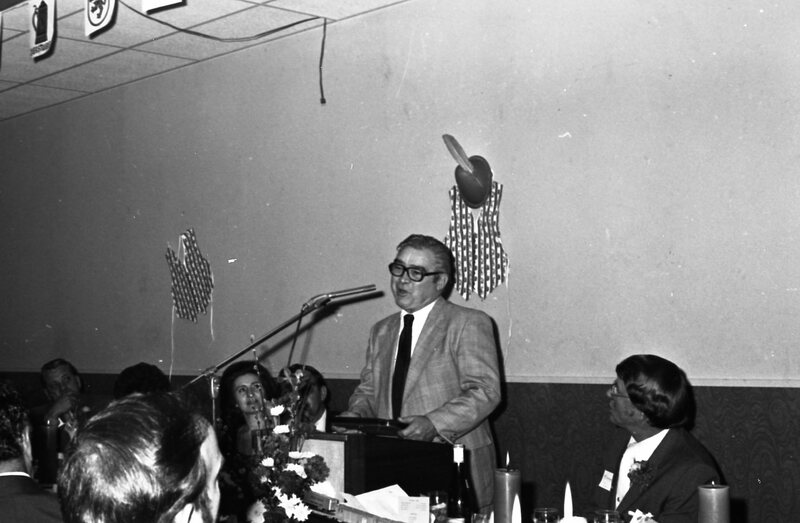 1977 Chamber of Commerce Awards Banquet, Carlos Easley 05