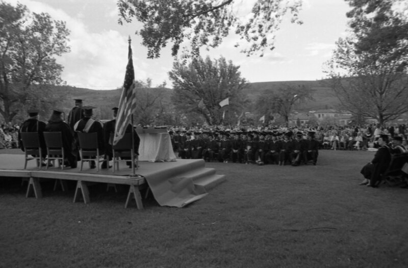 1976 Graduation 15