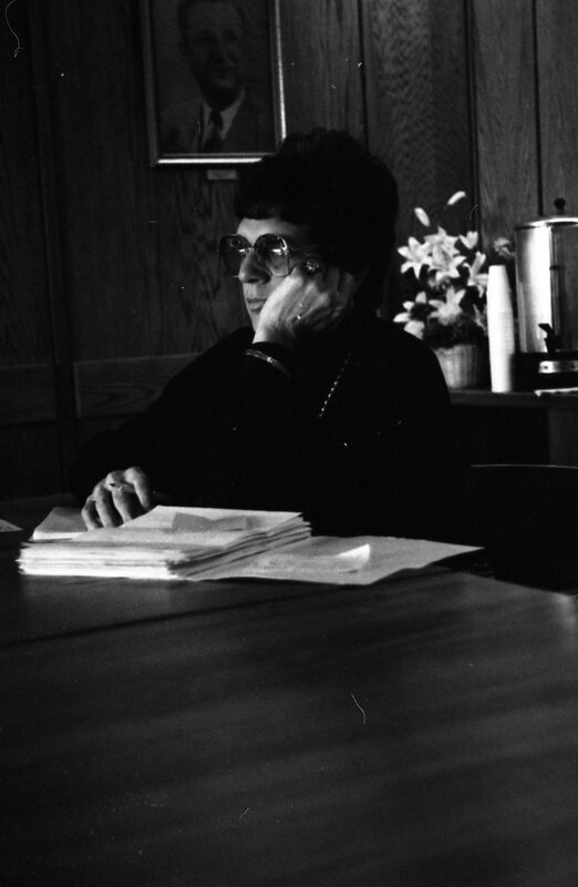 1985 Gallery Opening, Meeting 02