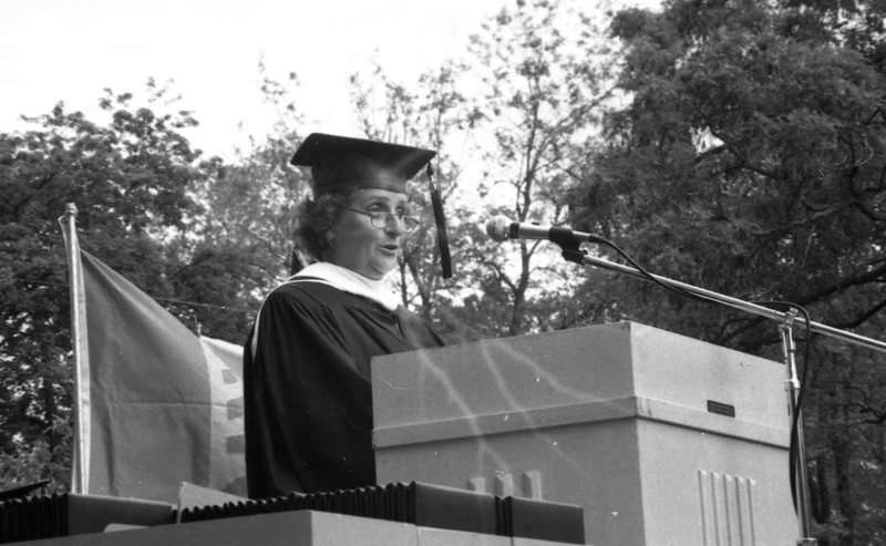 1980 Graduation 05