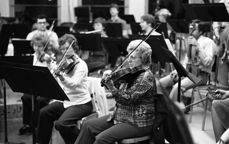 1981 Symphony Orchestra, Rehearsal 08