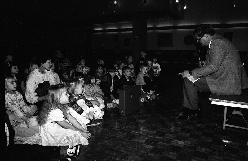 1990 Ackerman Elementary School, Reading 02