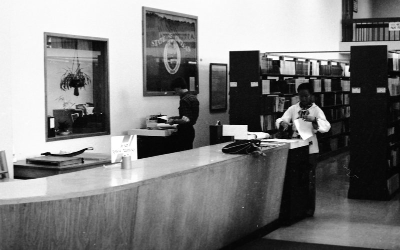 80's Walter M. Pierce Library, Usage 03