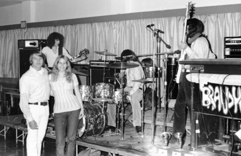 1972 Dance, Live Band 05