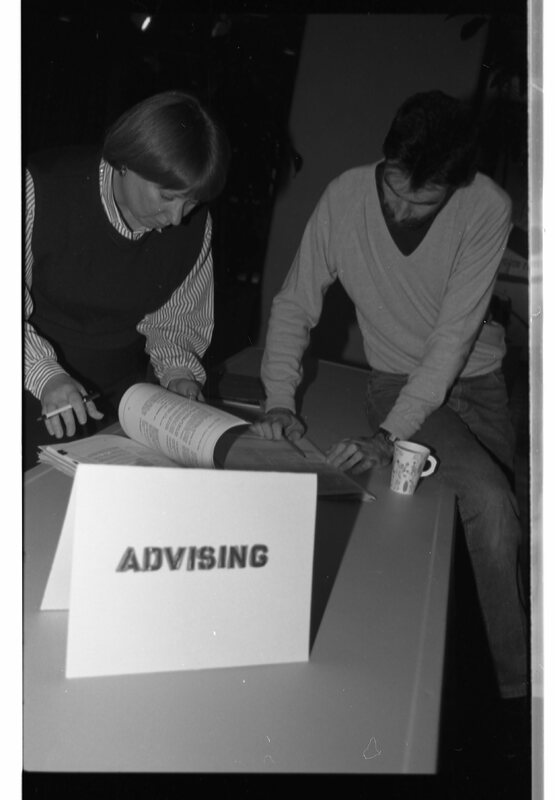 1990 Orientation, Advising 02