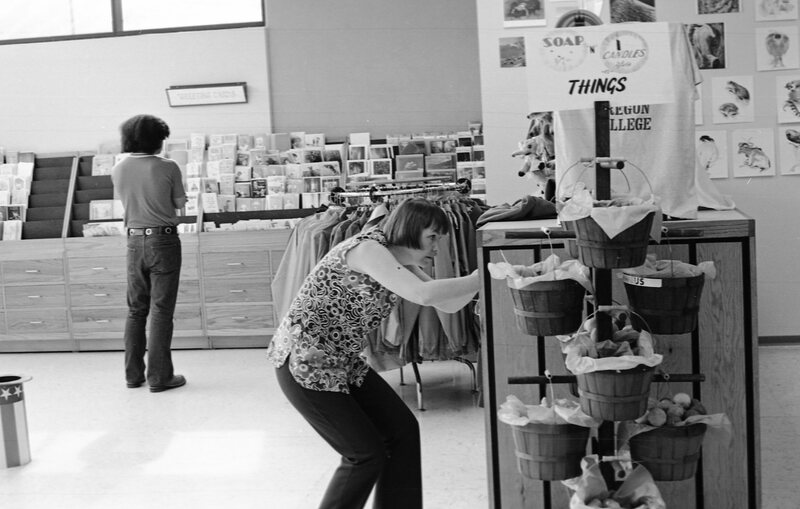 1973 Hoke Hall Bookstore 06